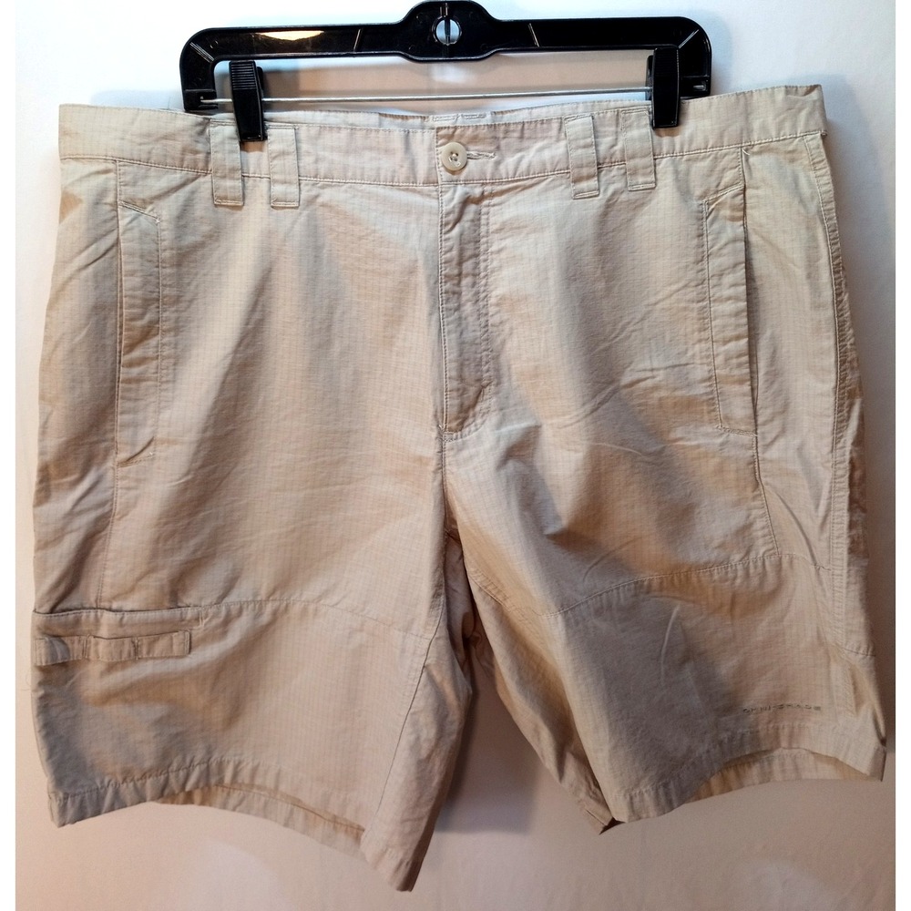 Men's Columbia PFG Omni Shade Shorts, Sz 40, Khaki Beige